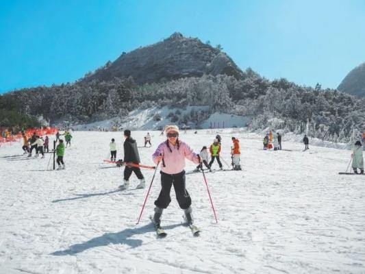Lishui cultivates all-season ice and snow economy