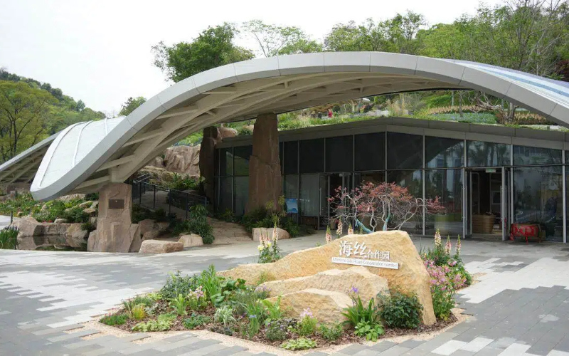 2042642804676489216.jpg 69d75ffca310d68600fb4f25.jpg