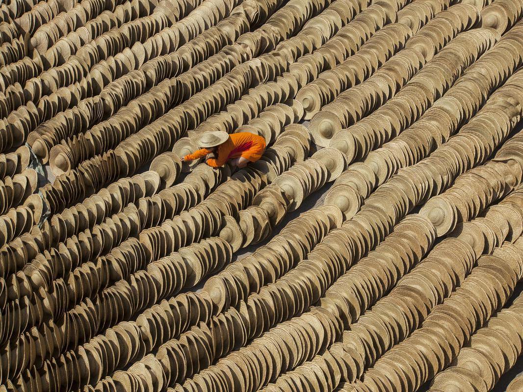 Wenling straw weaving gains traction in global markets