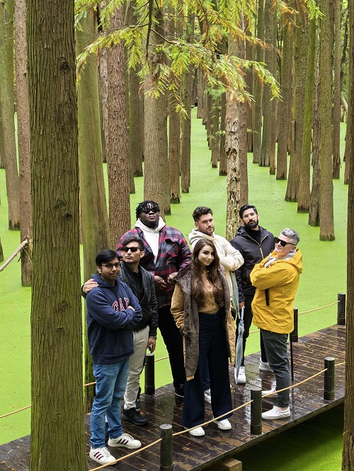 1990961685501829120.jpg 青山湖1(1).jpg