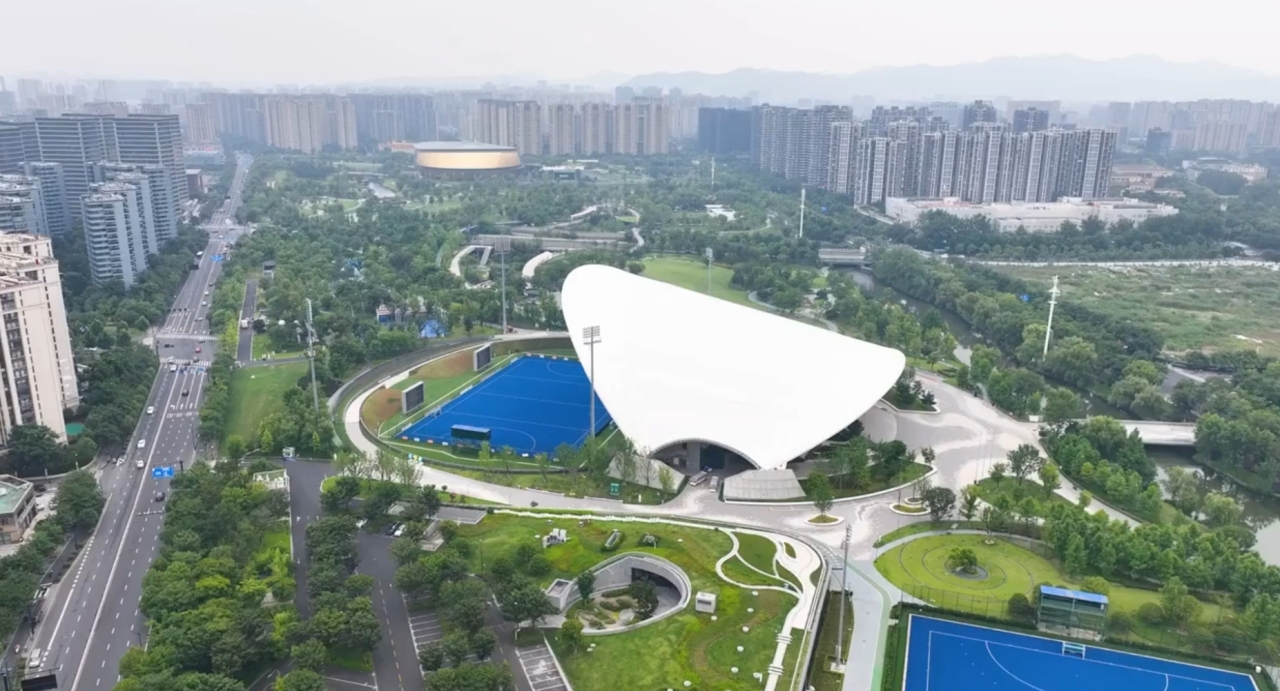 Celebrating a decade: Sports culture thrives along the canal