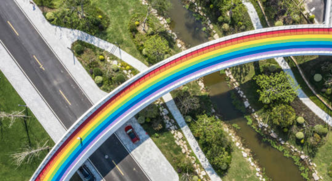 Xianju: Rainbow flyover dresses up the town