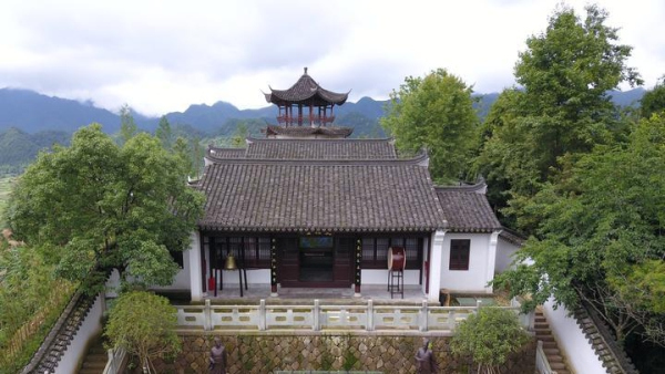A traditional Jiangnan-styled academy 
