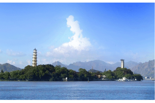 “Penglai” (a fairyland of immortals) in Zhejiang: Jiangxin Islet