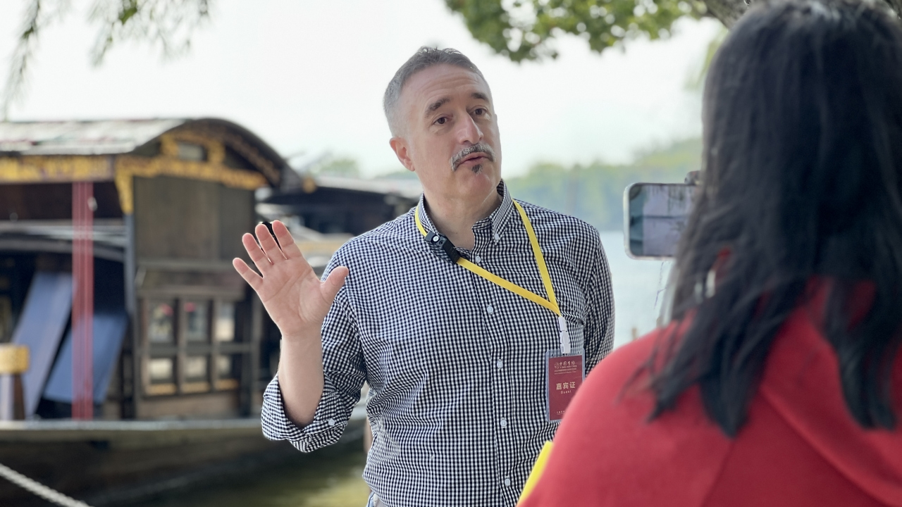 International social media influencers get impressed with Jiaxing’s urban space