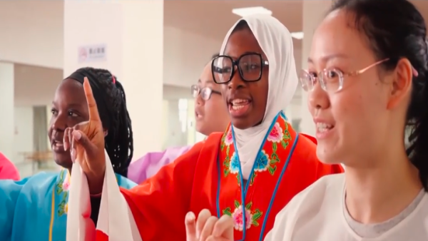 Studying and Pursuing a Dream in Zhejiang