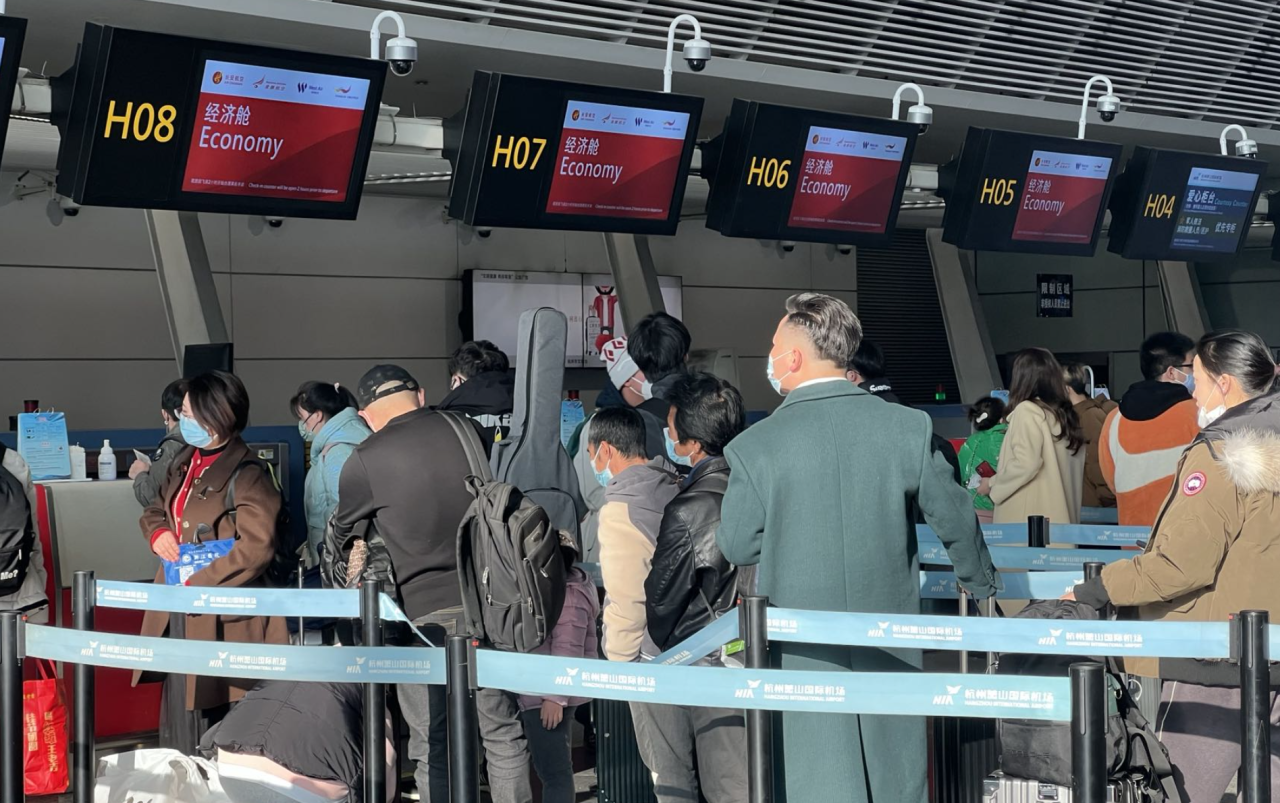 Street Interview | Arrival and departure at Xiaoshan Int'l Airport after China downgraded COVID-19 management