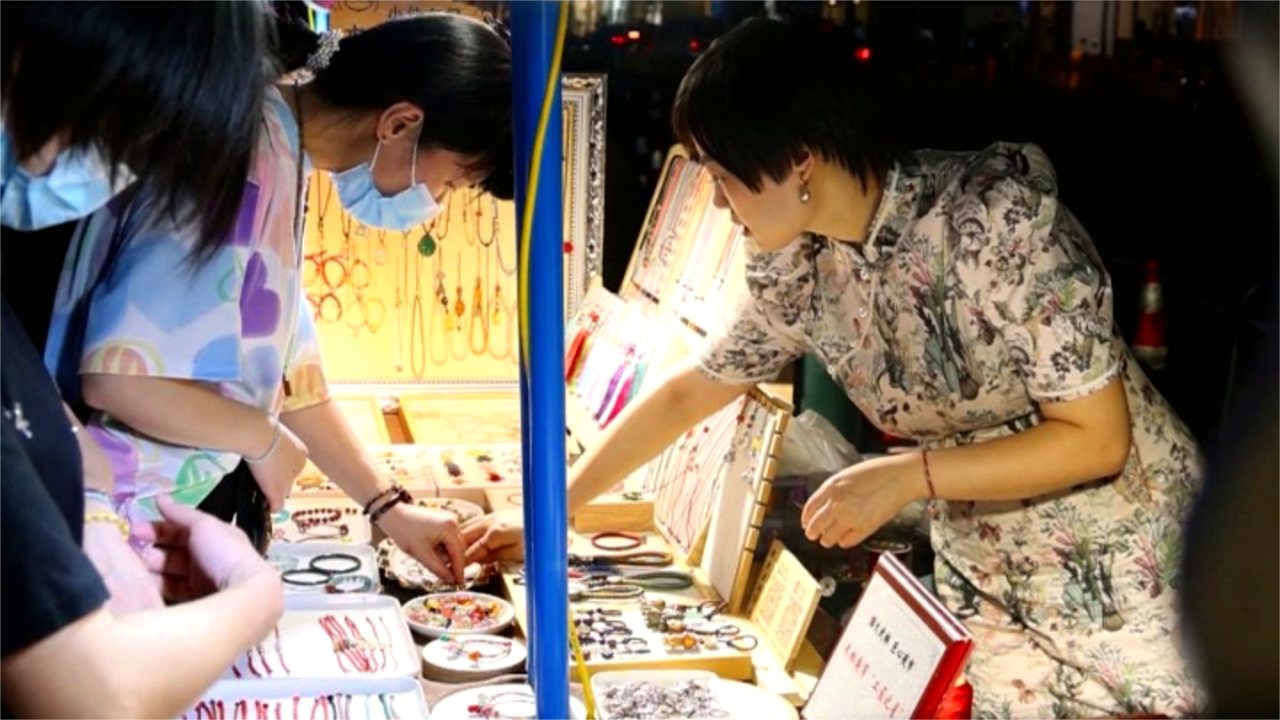 On Social Vitality | A 'warm-hearted' night market called Wulin Night Market