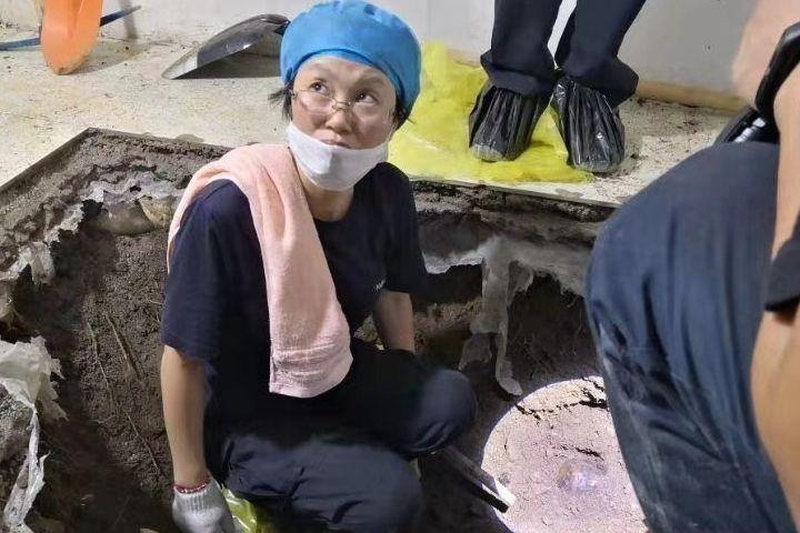 Her Voice | How cool can a female forensic doctor be?