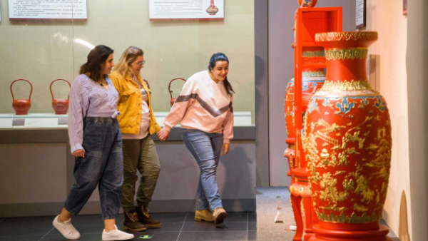 Zhejiang Highlights | Expat enchanted by Chinese wedding culture in Ninghai, and more