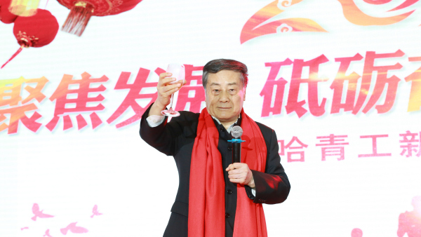 Zong Qinghou and his business legend of Wahaha: It is never too late to start chasing your dream