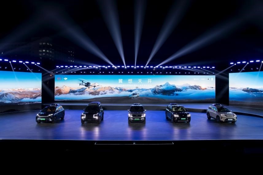 科技巨头强强联合，比亚迪携大疆联合发布智能车载无人机系统