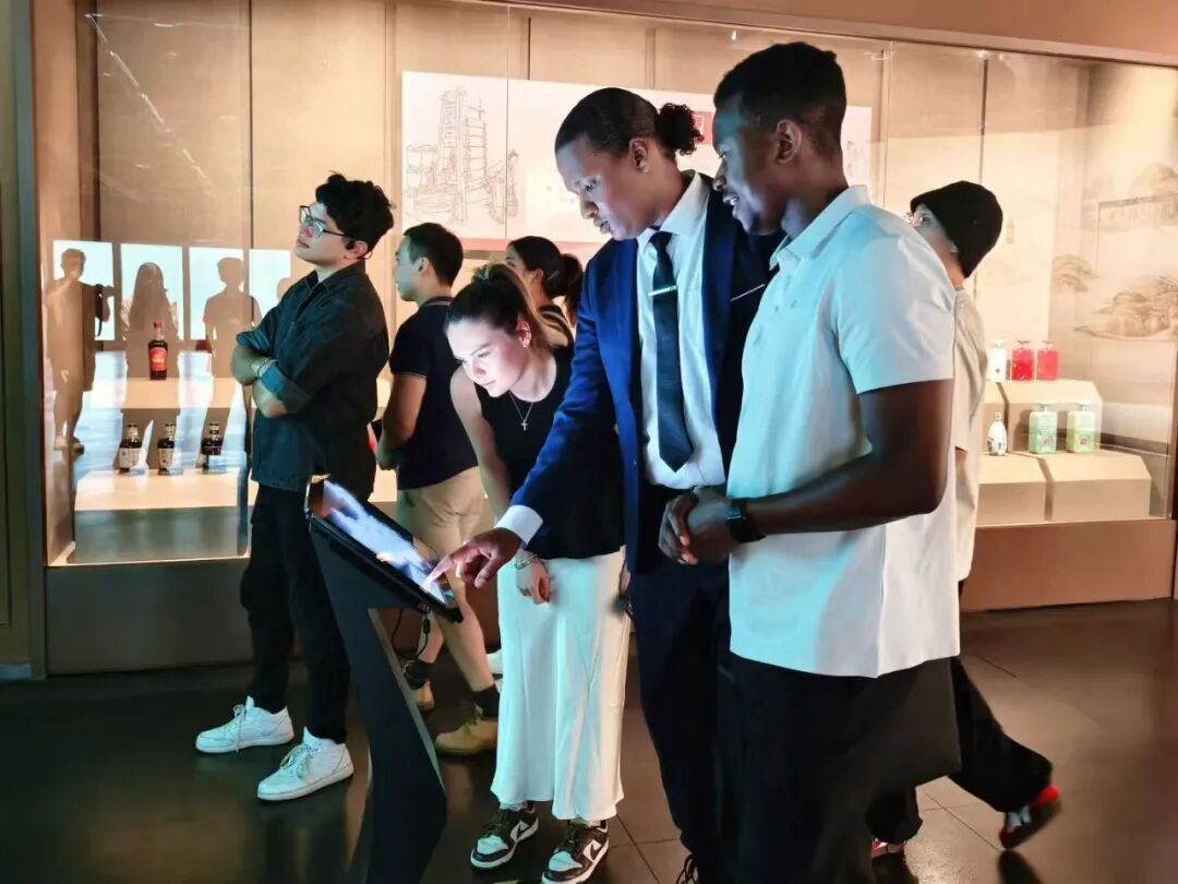 “浙里出海企业行”调研走进杭绍台