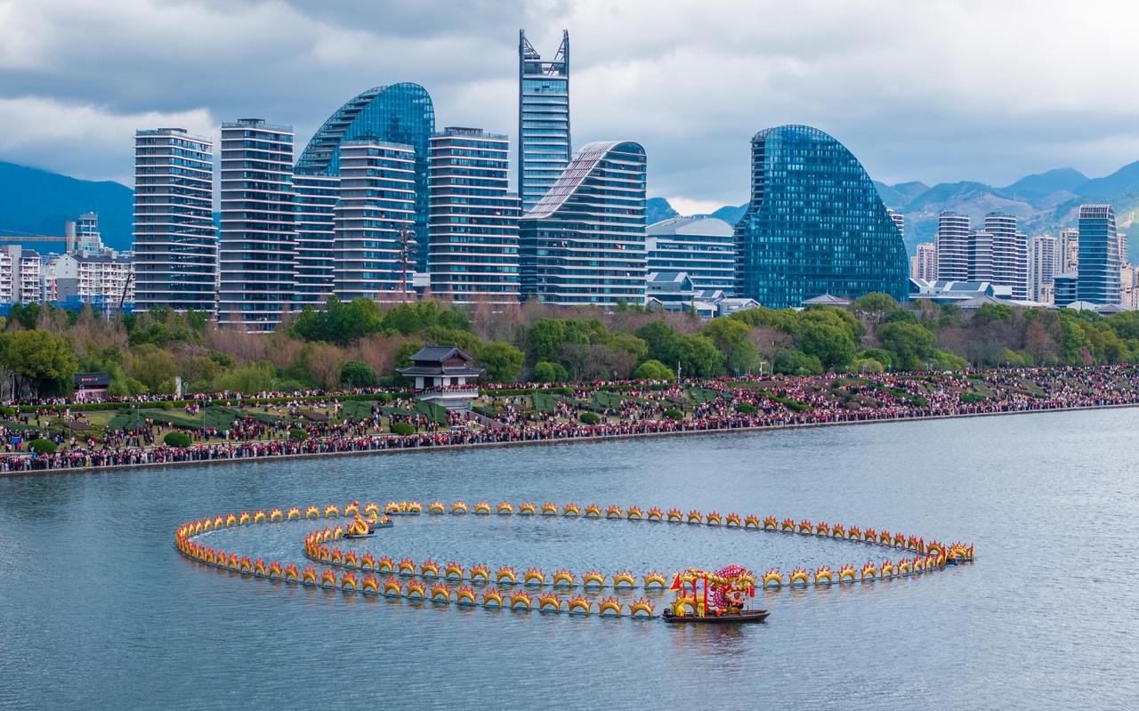 浙江丽水祥龙闹元宵 上演非遗寻龙之旅