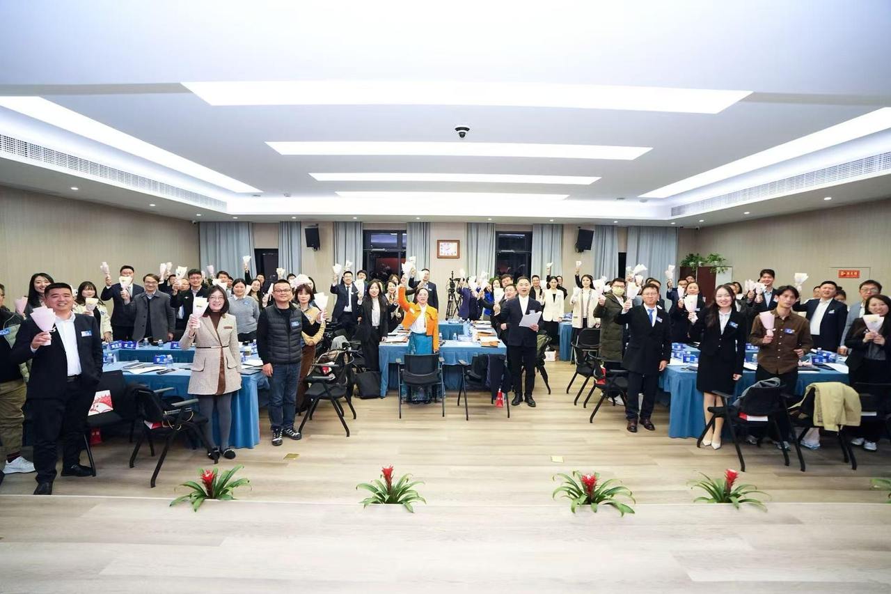 “侨兴浙江·青蓝接力——侨青YOUNG”系列活动在杭州启动