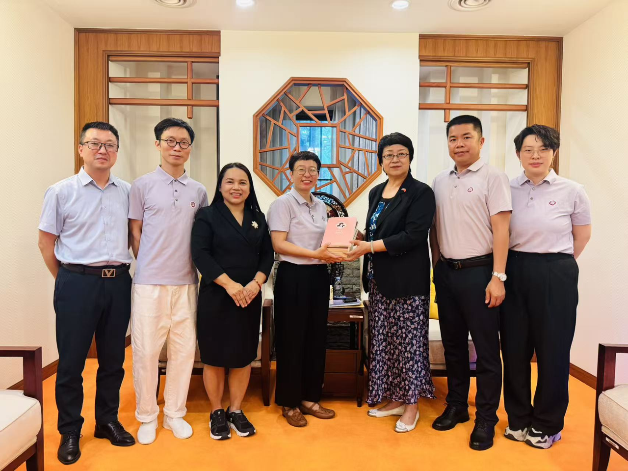 家传出海：具象化的家国同构