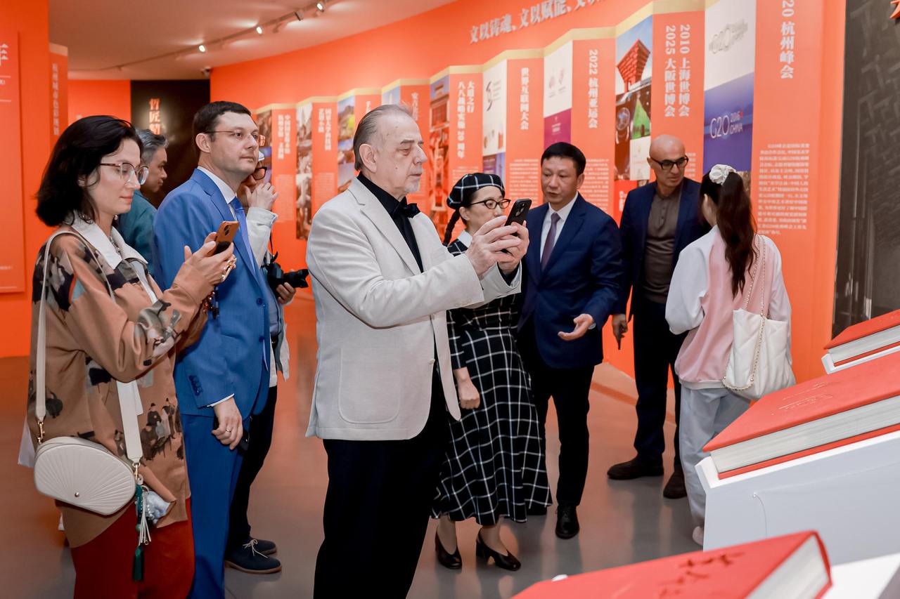 中国美术学院成立文艺复兴研究中心