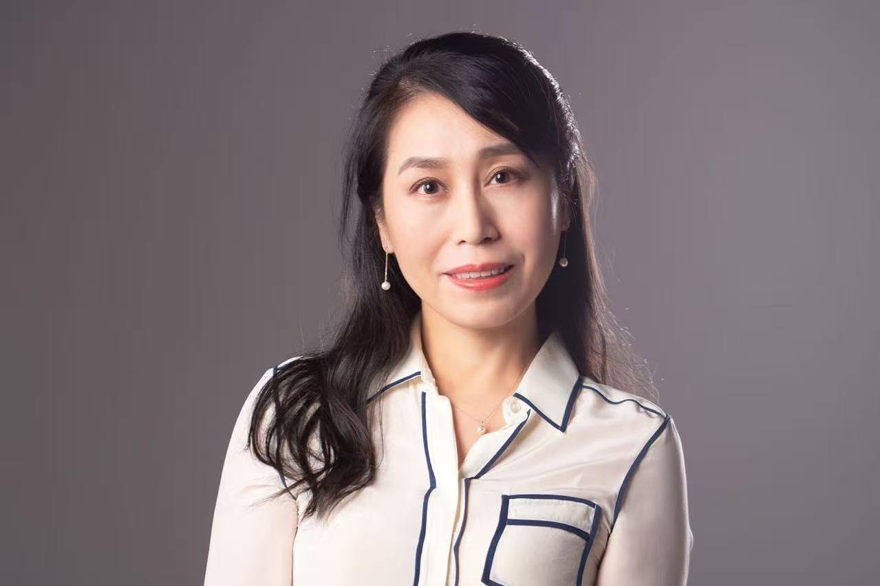 王宁：中英德法版同步发布，浙江涉外营商环境评价报告为何备受关注 Wang Ning: Why Zhejiang's Multilingual Business Environment Report Matters